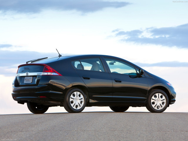 Honda Insight фото