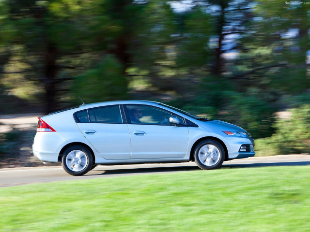 Honda Insight фото