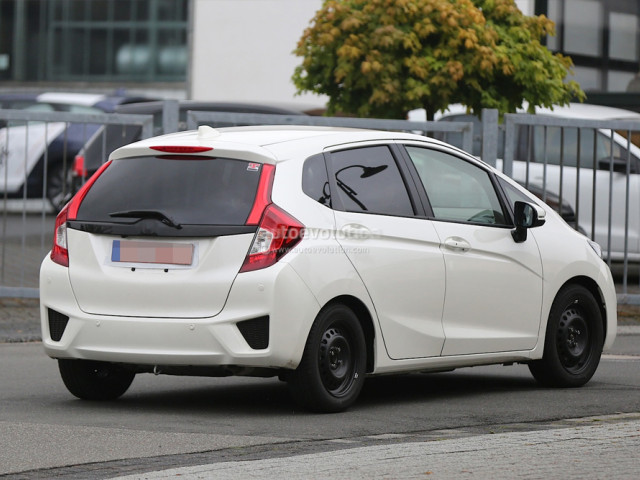 Honda Jazz фото