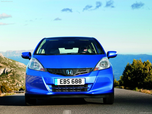 Honda Jazz фото