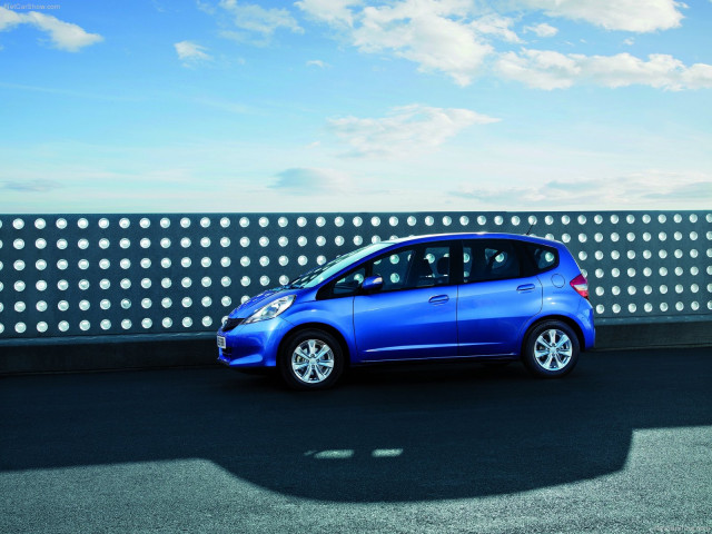 Honda Jazz фото