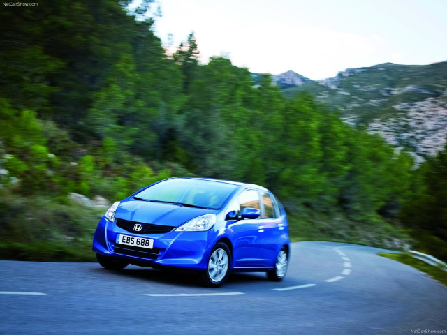 Honda Jazz фото