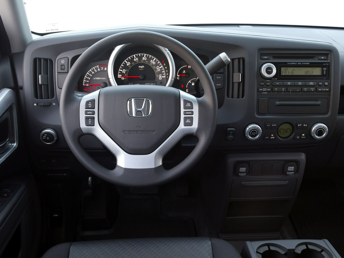 Honda Ridgeline RTS фото 18636