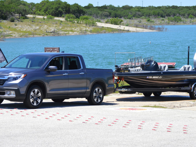 Honda Ridgeline фото