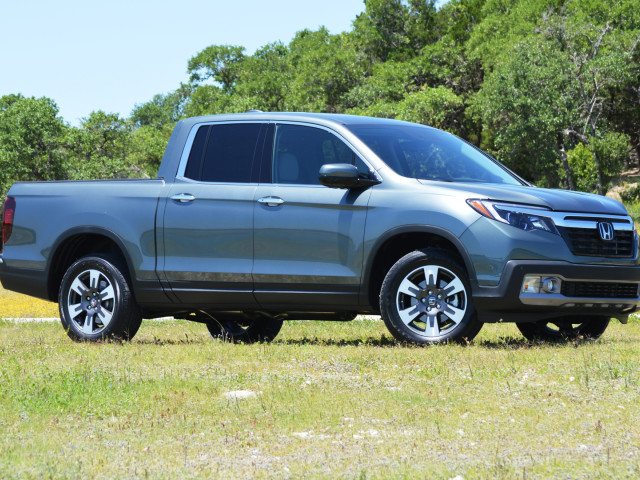 Honda Ridgeline фото