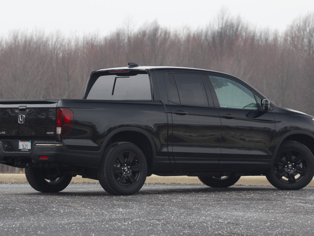 Honda Ridgeline фото