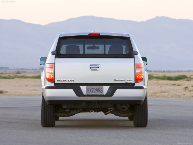 Honda Ridgeline фото