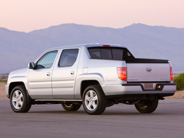 Honda Ridgeline фото