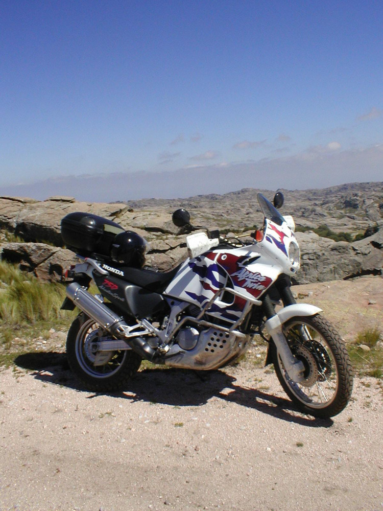 Honda XRV 750 Africa Twin фото 25175