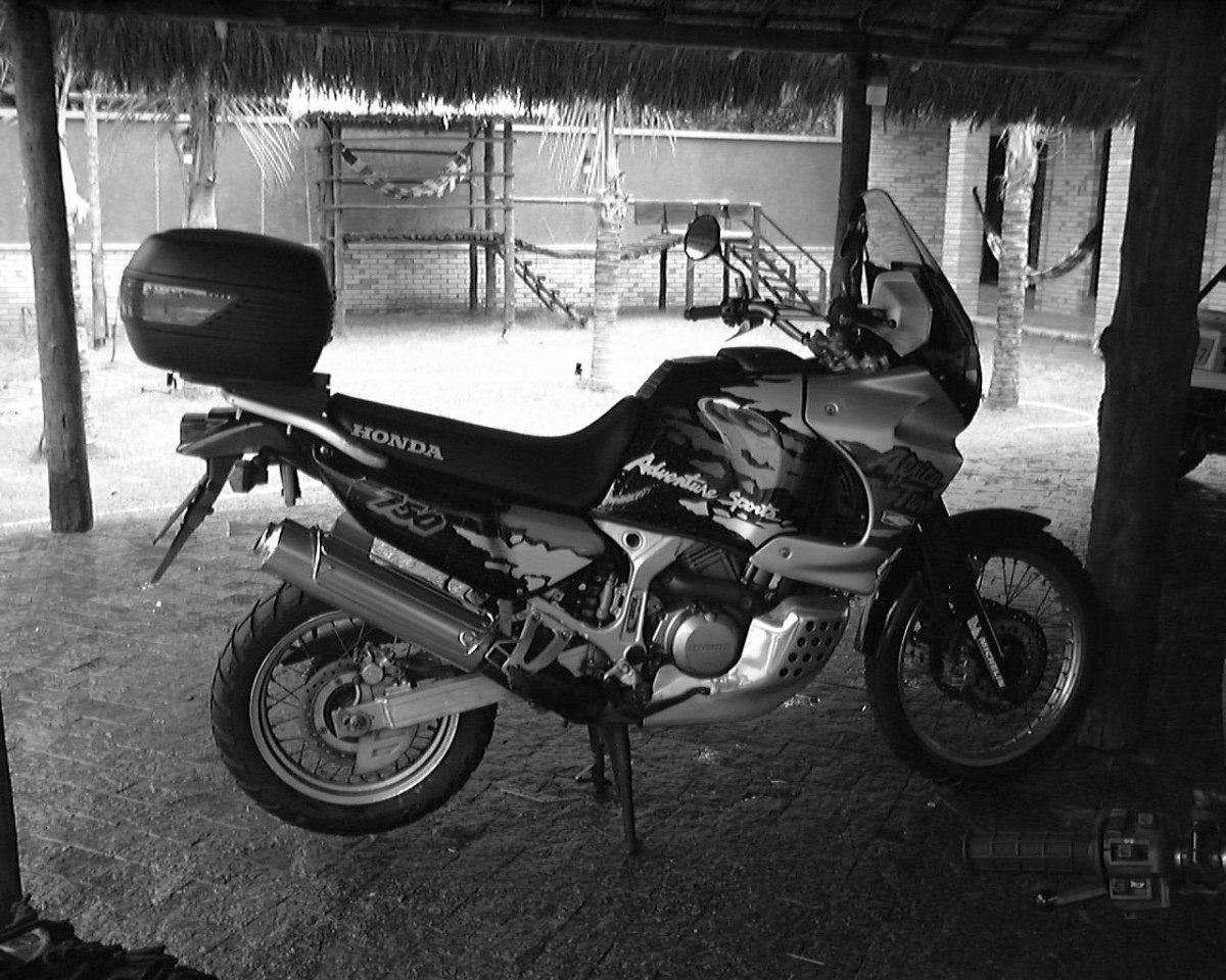 Honda XRV 750 Africa Twin фото 25179