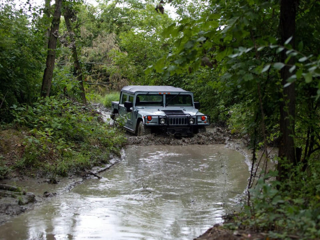 Hummer H1 фото