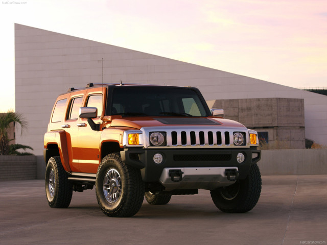 Hummer H3 Alpha фото