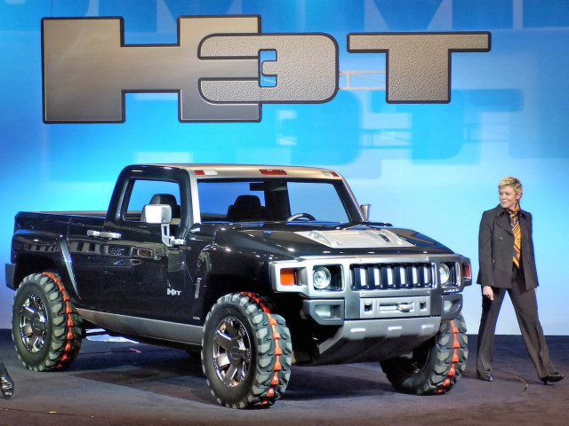 Hummer H3T фото