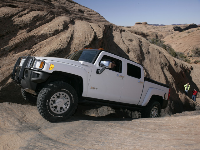 Hummer H3T фото