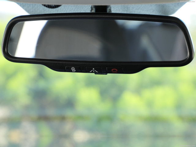 Hyundai Accent фото