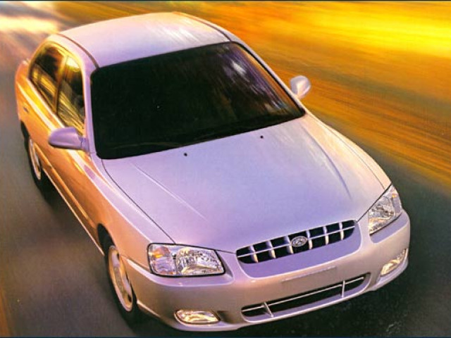 Hyundai Accent фото