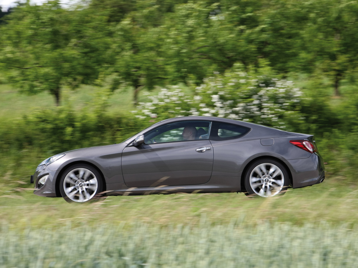 Hyundai Genesis Coupe фото 101655