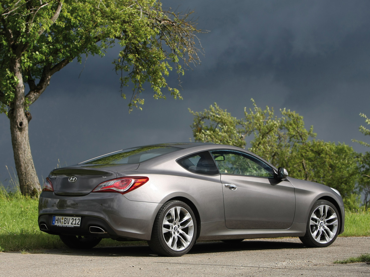 Hyundai Genesis Coupe фото 101659