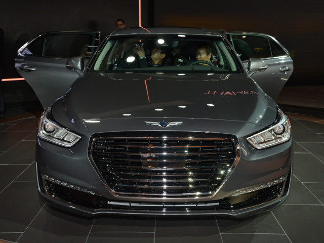 Hyundai Genesis G90 фото