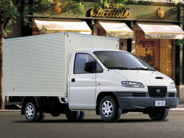 Hyundai H-1 фото