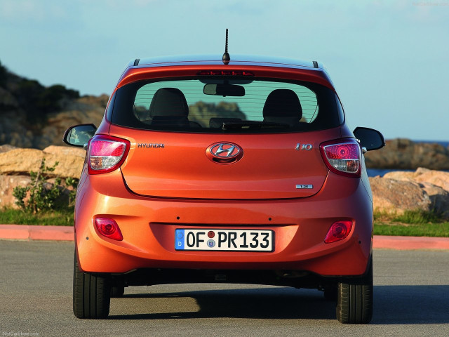 Hyundai i10 фото