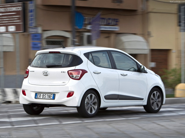 Hyundai i10 фото