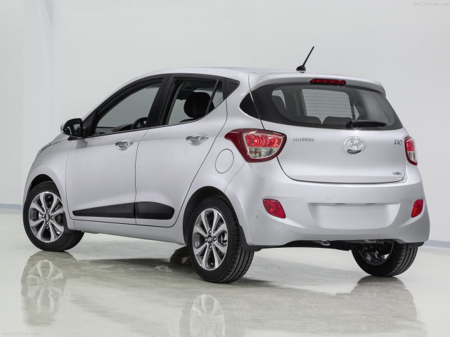 Hyundai i10 фото