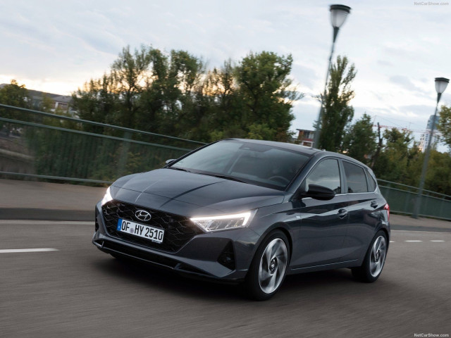 Hyundai i20 фото