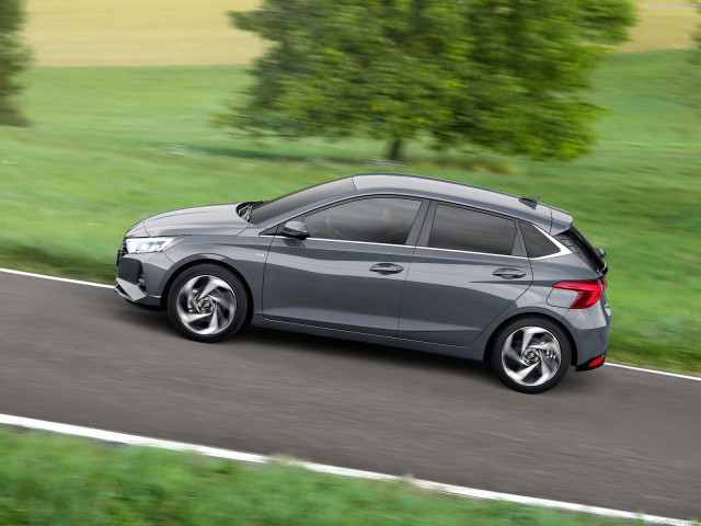 Hyundai i20 фото