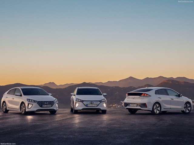 Hyundai Ioniq фото