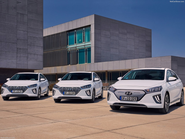 Hyundai Ioniq фото