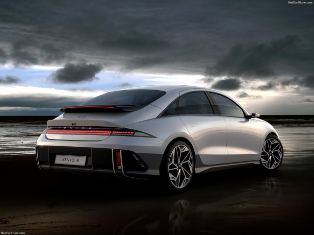Hyundai Ioniq фото