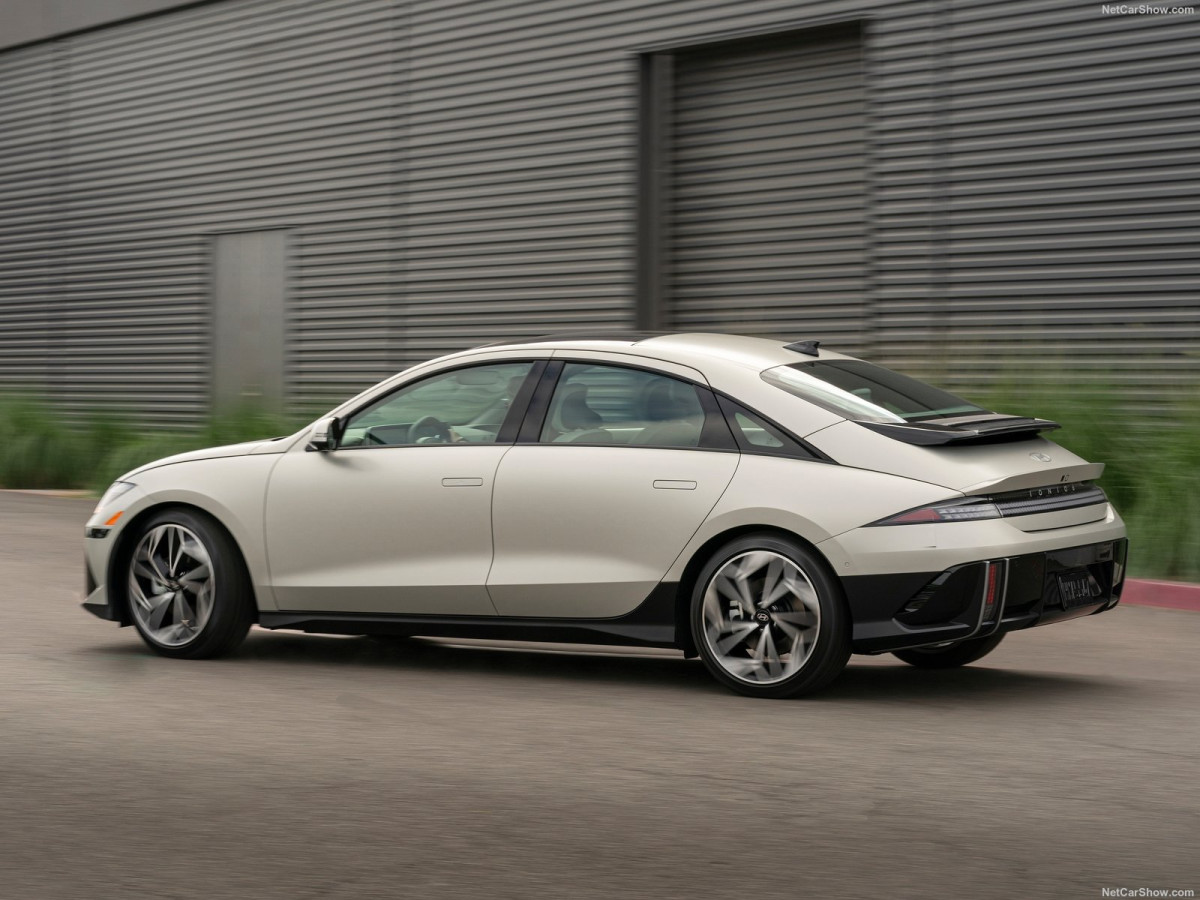 Hyundai Ioniq фото 210030