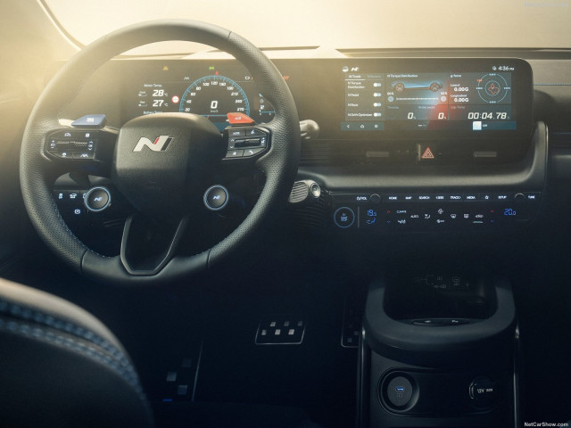Hyundai Ioniq фото