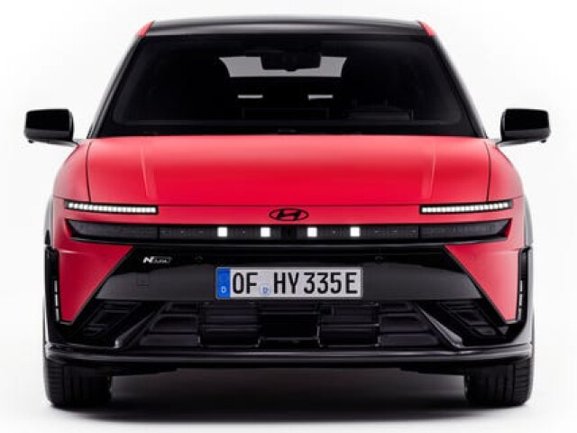 Hyundai Ioniq фото