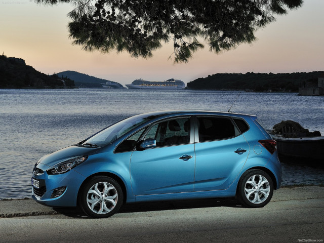 Hyundai ix20 фото