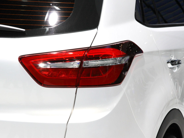 Hyundai ix25 фото