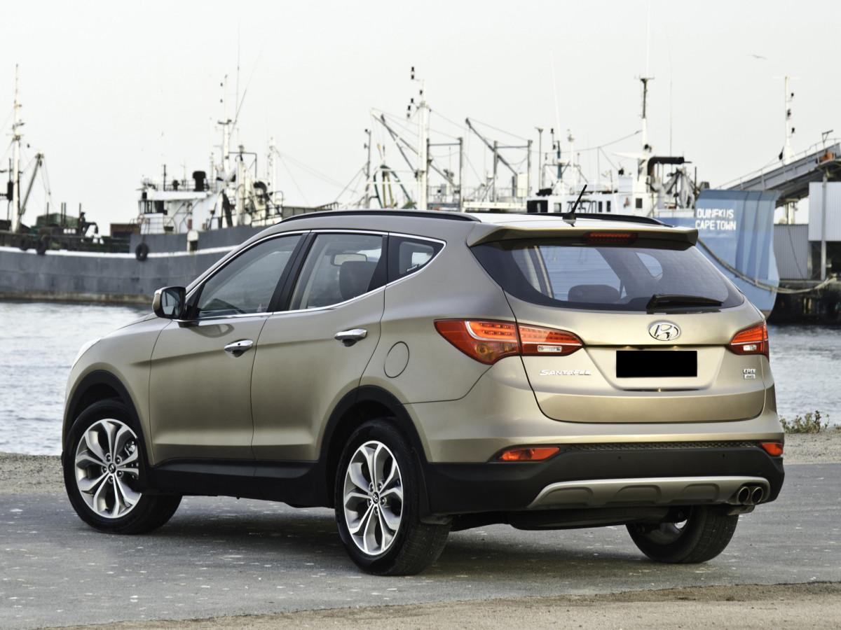 Hyundai Santa Fe  фото 102023