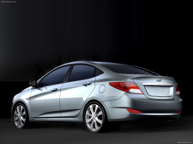 Hyundai Verna фото