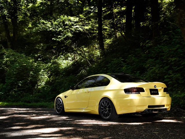 IND Dakar Yellow BMW M3 (E92) фото