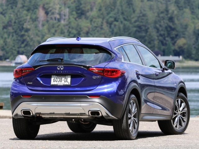 Infiniti QX30 фото