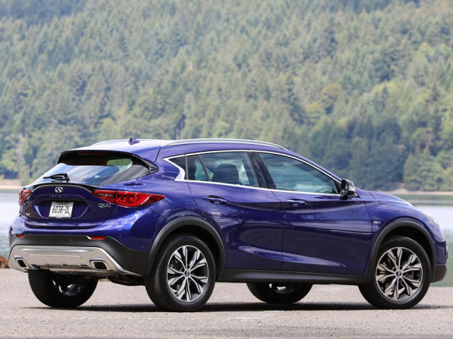 Infiniti QX30 фото