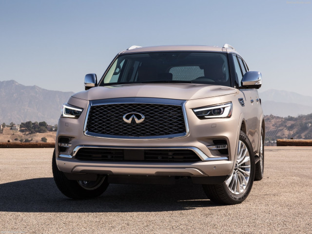 Infiniti QX80 фото