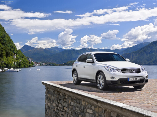Infiniti EX фото