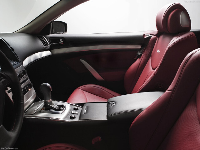 Infiniti G фото