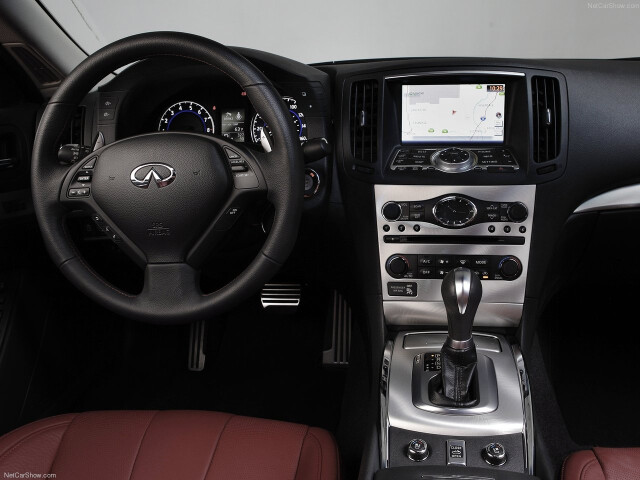 Infiniti G фото