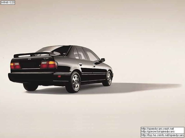 Infiniti G20 фото