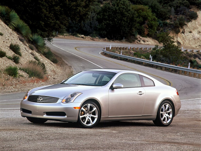 Infiniti G35 фото