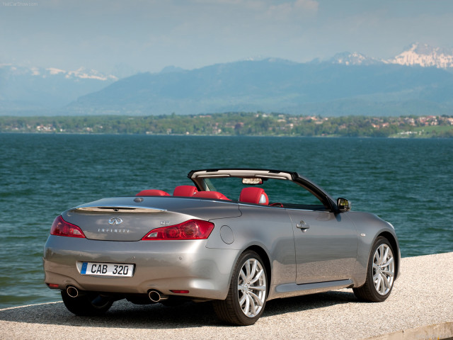 Infiniti G37 Convertible фото