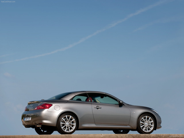 Infiniti G37 Convertible фото